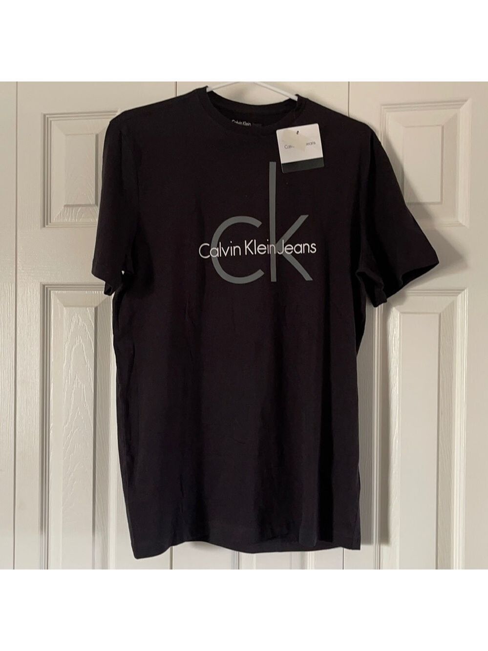 BNWT Calvin Klein Jeans T-shirt Size S🔥
